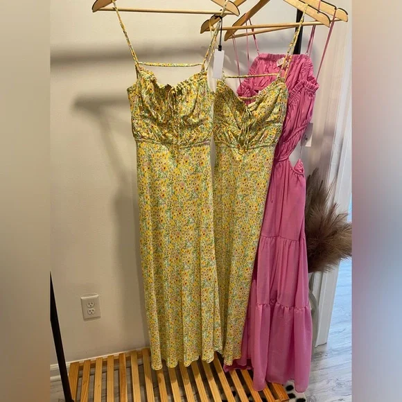 ASTR THE LABEL MARITZA DRESS YELLOW GREEN DITSY - Picture 6 of 6